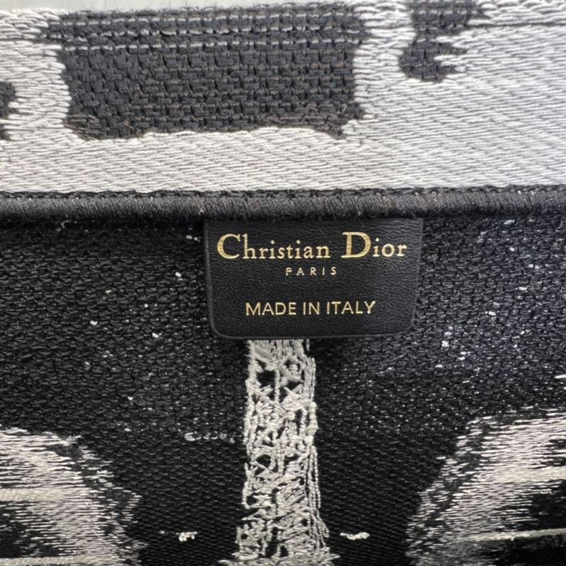 chr1st1an D10r shopping bags